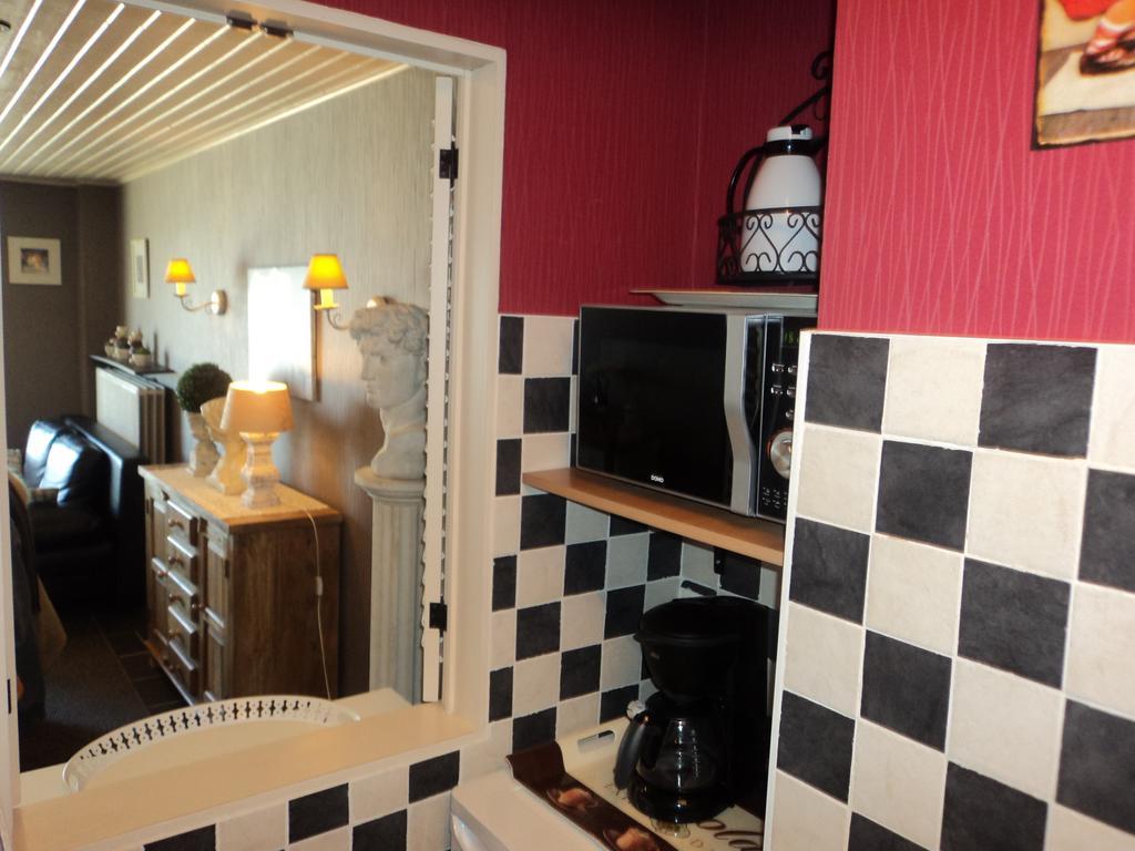 Residentie Maria Lucia Apartment Blankenberge Bagian luar foto