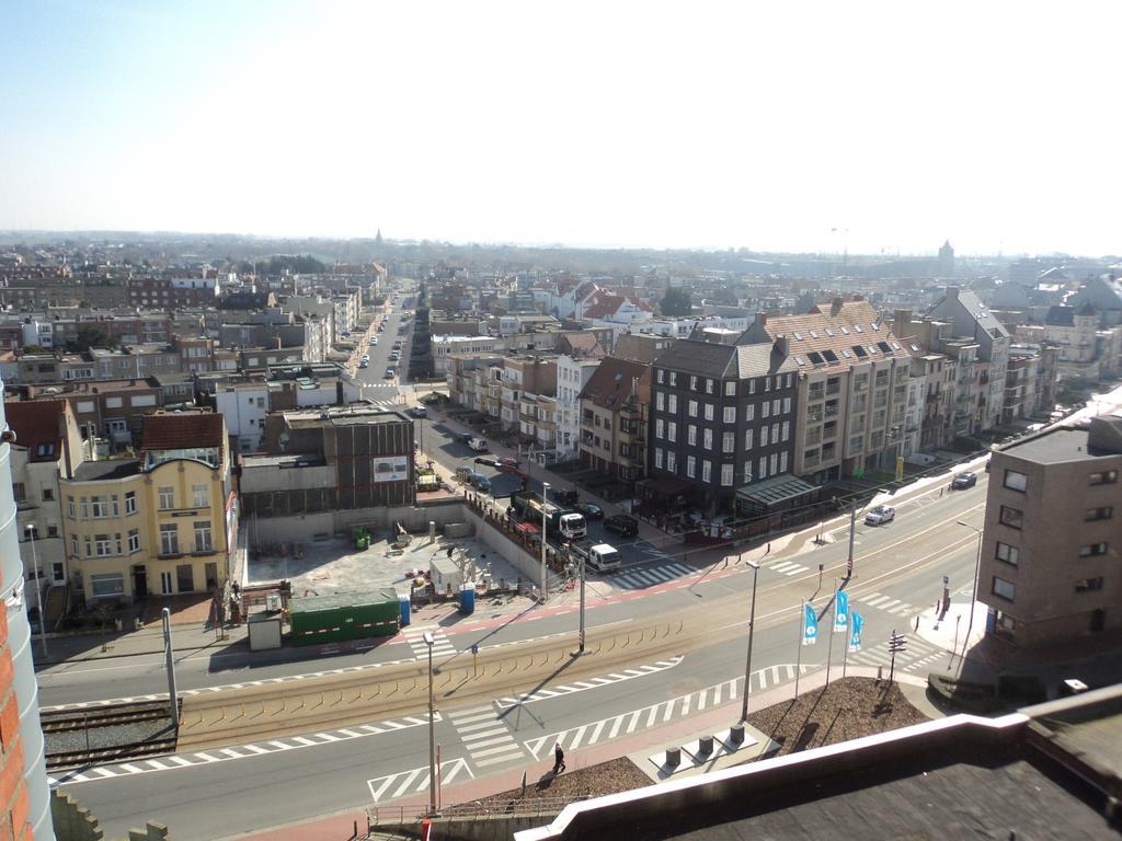 Residentie Maria Lucia Apartment Blankenberge Bagian luar foto