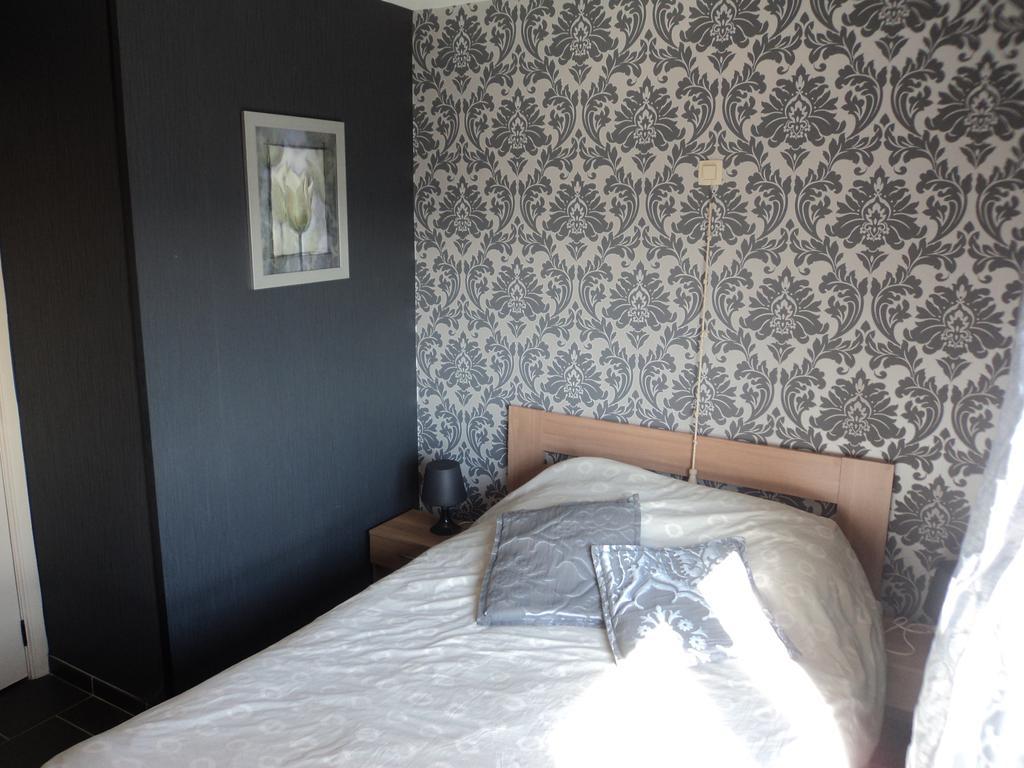 Residentie Maria Lucia Apartment Blankenberge Bagian luar foto